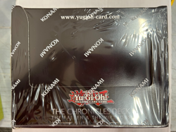 Yu-Gi-Oh 8x THE CHRONICLES DECK The Fallen The Virtuous All-Foil Edition Display - Image 3