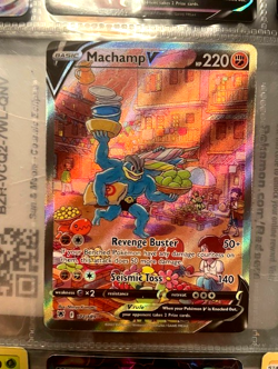 Machamp V (Alternate Full Art) 172/189 : Astral Radiance Holo - Image 1