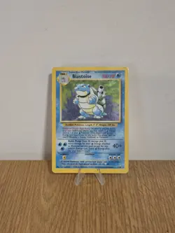 Blastoise 2/102 Base Set Holo Pokemon TCG LP - Image 1