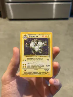 Magneton Fossil Holo 11/62 Unlimited Holo Rare Pokemon TCG - Image 3