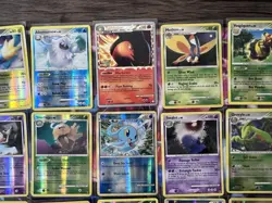 Pokemon Card TCG Mid Era Lot of 32 - Holo Reverse Foil Regular MP-LP - Image 4