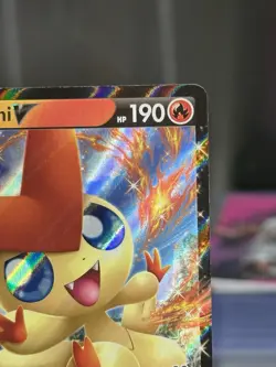 2021 Pokemon SWSH Battle Styles Victini V #021/163 - Image 2