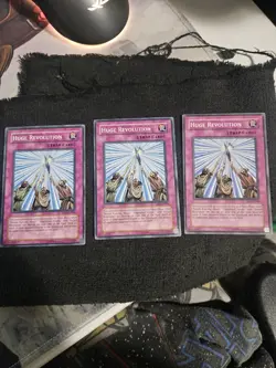 X3 Huge Revolution - DR1-EN096 - Common - Unlimited Edition Lightly Played - Image 1