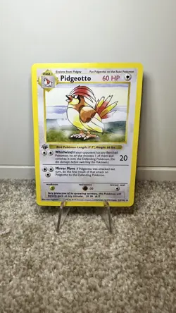Pokemon TCG Pidgeotto 22/102 1st Edition Base Set Shadowless 1999 NM-LP - Image 1