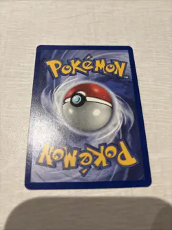 Pokemon TCG Pidgeotto 22/102 Base Set Non-Holo Rare Card 1999 - Image 3