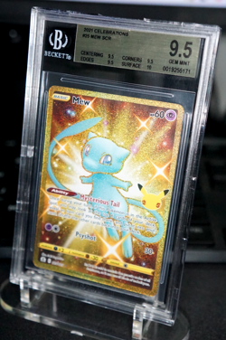 2021 POKEMON CELEBRATIONS #025/025 FULL ART/MEW Beckett (BGS) 9.5 - Image 4