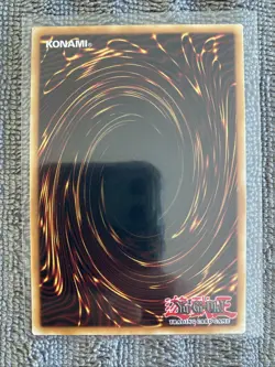 Yugioh Comic Hand DLCS-EN077 Ultra Rare 1st Ed GOLD NM - Image 2