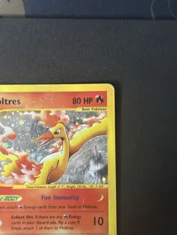 Moltres H20/H32 Skyridge Holo Damaged Pokemon Card E Series - Image 4