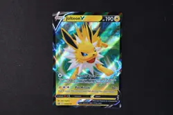 Jolteon V SWSH151 Holo Pokemon TCG Card Black Star Promo 2021 NEAR MINT - Image 1