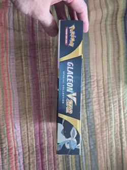 Pokemon TCG Glaceon VSTAR Special Collection Box - SWSH Promo - SEALED - Image 3