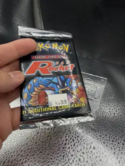 2000 POKEMON TEAM ROCKET GYARADOS ART BOOSTER PACK FACTORY SEALED - Image 4