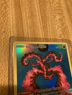 Galarian Moltres SWSH284 SWSH: Sword & Shield Promo Cards Holo - Image 3