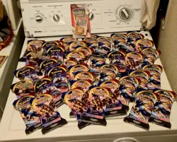 2020 Pokemon TCG Sword And Shield Booster Pack Lot X39 - Image 2