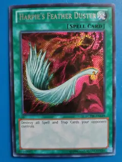Lightly Played Yugioh Harpie's Feather Duster Secret Rare LCYW-EN149 Unlimited - Image 1