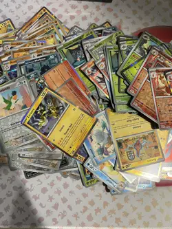 Pokemon Destined Rivals 150+ Holos/Reverse Holos Bulk Lot - Image 1