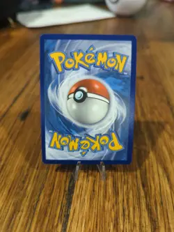 Pokemon TCG Reshiram Shining Fates 017/072 Holo Amazing Rare - Image 2