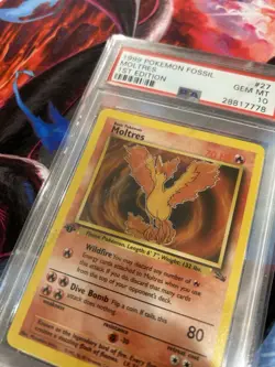 PSA 10 1st Edition Moltres Fossil - (27/62) GEM MINT 1999 Pokemon (Damaged Slab) - Image 3