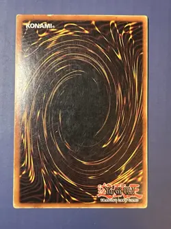 Yugioh Blue-Eyes White Dragon SDK-001 Ultra Rare Unlimited HP - Image 2