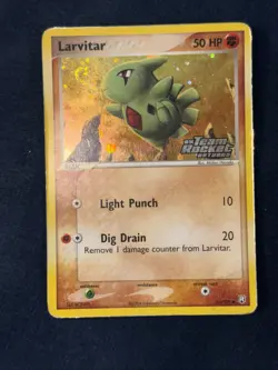 2004 Larvitar 🌀 63/109 Team Rocket Returns STAMPED Reverse Holo Pokemon TCG - Image 2