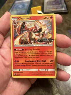 Pokemon 2019 Charizard SM158 Black Star Promo Prerelease Stamped Team Up NM - Image 1
