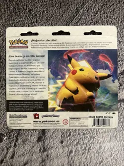 Pokemon TCG Sword And Shield Vivid Voltage Spanish 3 Pack Blister Vivido Voltaje - Image 2
