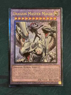 YUGIOH! Dragon Master Magia RA04-EN055 Prismatic Ultimate PUR 1st NM BLUE EYES - Image 1