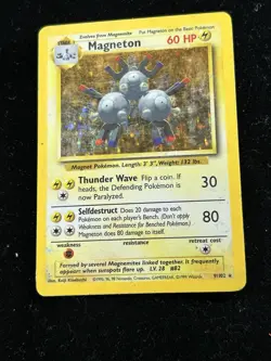Pokemon TCG Magneton Base Set 9/102 Unlimited Holo Rare - Image 1