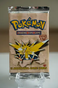 21.05g Pokemon 1st Edition Fossil Booster Pack Factory Sealed Zapdos WOTC Sealed - Image 2