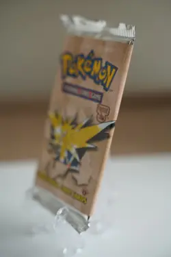 21.05g Pokemon 1st Edition Fossil Booster Pack Factory Sealed Zapdos WOTC Sealed - Image 4
