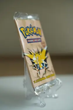 21.05g Pokemon 1st Edition Fossil Booster Pack Factory Sealed Zapdos WOTC Sealed - Image 5