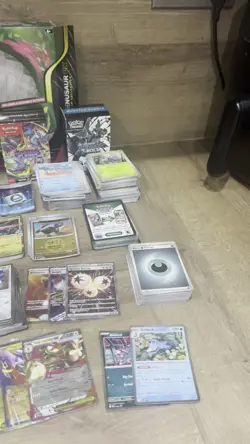 Pokemon TCG Bulk Bundle 800+ Cards Ex’s/MegaEx’s/Holo/Rev Holo/Mega Dream Bulk - Image 2