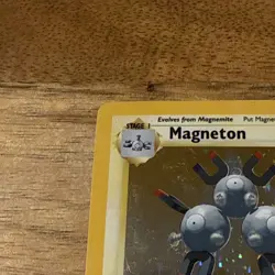 Magneton 9/102 Pokemon Card Holo WOTC Base Set - Image 2