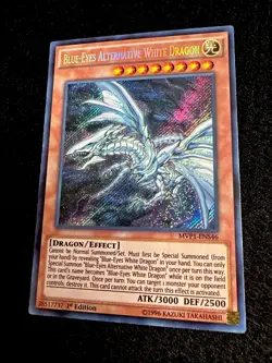 🔥YUGIOH • BLUE-EYES ALTERNATIVE WHITE DRAGON • SECRET RARE • MVP1-ENS46 • NM🔥 - Image 3