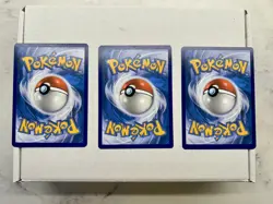 Pokemon TCG Celebrations Pikachu 25/25 25th Anniversary LP/NM + 3x Pikachu 002 - Image 5