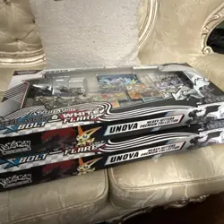 Pokemon Unova Heavy Hitters Premium Collection Special Edition 2 Boxes, 24 Packs - Image 2