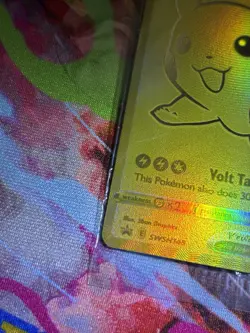 Pokemon Pikachu V SWSH145 & Poke Ball SWSH146 Gold Foil Holo sealed Promo Lot - Image 4