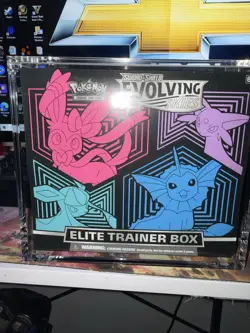 Pokemon Evolving Skies Elite Trainer Box ETB New Factory Sealed - Image 4
