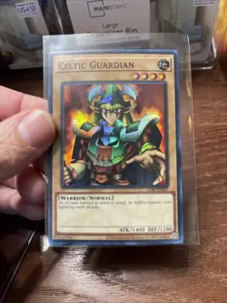 Yu-Gi-Oh Celtic Guardian LOB-EN007 Unlimited Super Rare Holo Card LP - Image 1