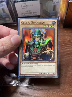 Yu-Gi-Oh Celtic Guardian LOB-EN007 Unlimited Super Rare Holo Card LP - Image 2