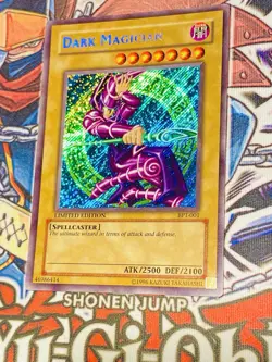 Yu-Gi-Oh! 2002 Tin Dark Magician BPT-001 Limited Edition Secret Rare Vintage NM - Image 2