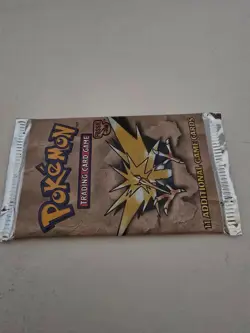 1999 Pokemon Fossil pack Zapdos factory sealed WOTC New near mint vintage - Image 4