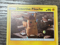 POKEMON CARD HOLO DETECTIVE PIKACHU SM194 PROMO 2019 LP - Image 2