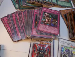 VINTAGE 1996 YU-GI-OH KAZUKI TAKAHASHI 309 MIXED CARD LOT & OFFICIAL RULE BOOK - Image 4