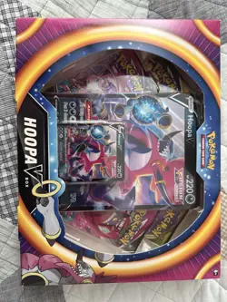 Pokemon TCG: Hoopa V Box New Sealed Evolving Skies - Image 1