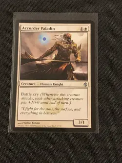 Magic the Gathering Mirrodin Besieged Accorder Paladin - Image 1