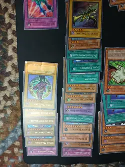 Vintage Yu-Gi-Oh Card Lot Read Description (HP-DMG)Rares Ultra Blue Eyes - Image 1