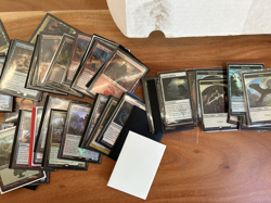 +/- 425 MTG Card Rare Mythic and Foil Lot. Magic the Gathering Card Lot - Image 3