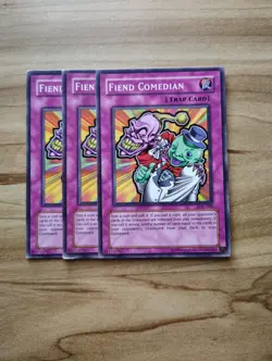 Yu-Gi-Oh! - Fiend Comedian 3X - Full Playset - Image 1