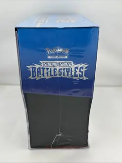 New Pokemon TCG Sword & Shield - Battle Styles - Elite Trainer Box ETB BLUE - Image 3