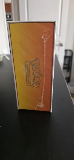 Pokemon TCG Sword and Shield Ultra Premium Collection Charizard Box 820650871115 - Image 5